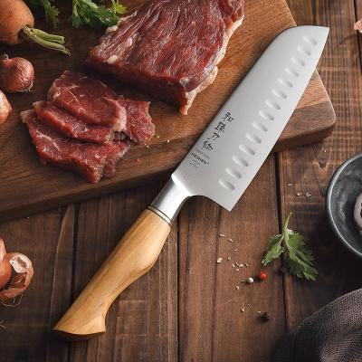 China Disposable High Quality Handmade Kitchen Santoku Knife Made Of Sandvik 14C28N Carbon Steel With Olive Wood Handle for sale