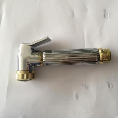 China No shattaf Handheld Toilet Sprayer Bidet Sprayer Toilet Bidet Sprayer Gold Color Portable Bidet Brass Material for sale