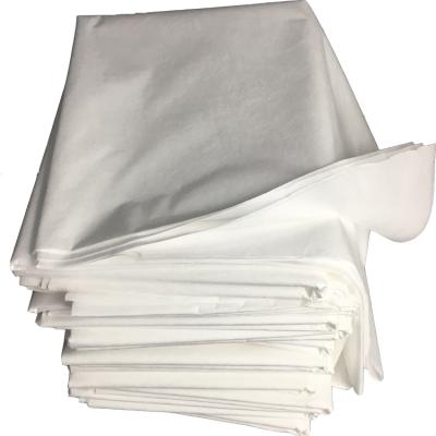 China Disposable White Nonwoven Fitted Sheet Flat Sheet And Pillowcase for sale