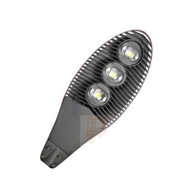 China Factory High Quality Waterproof IP65 Aluminum Housing 100w Outdoor 150w Solar Outdoor Led Street Light for sale