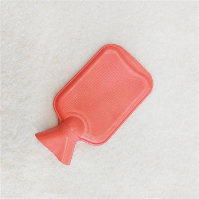 China Low Body Warmer Hand Warmer Reusable 450ml Capacity Hot Water Bag for sale