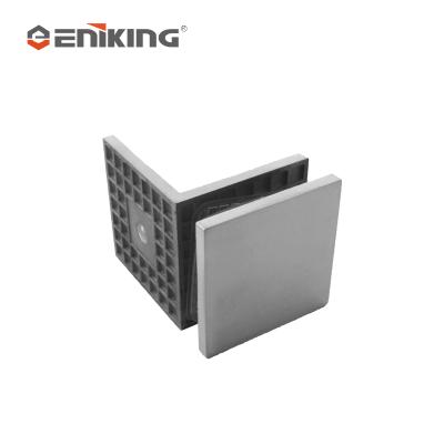 China Traditional Eniking Customized Stainless Steel Glass Joining Cuts Shower Room Fitting Corner Glass Flange for sale