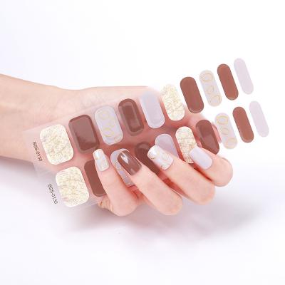 China Hot Eco-Friendly Gel Nail Wrap Kit With UV Light for Enjoyable 3D Custom-made Design for sale