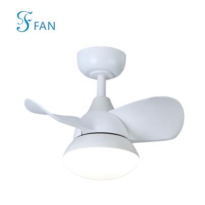 China 2021 Contemporary Modern Ceiling Fan With Residential Light Kit Top Sales Ceiling Fan With Light No Dark Areas Matt White Finishing for sale