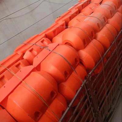 China Corrosion Resistant Foam Filled Dredge Pipe Floats for Easy Installation and Long Operation zu verkaufen