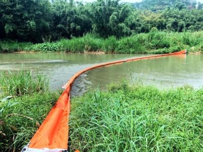 中国 油流を封じ込めるため,耐腐食鎖付きの強引な粘土カーテン 販売のため