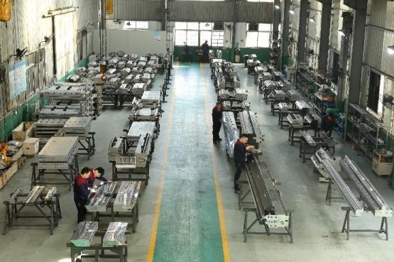 Verified China supplier - Taizhou Jingyue Mould Machinery Co., Ltd.