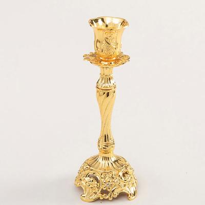 China Sustainable Gold Alloy Metal Candlestick Stand for sale