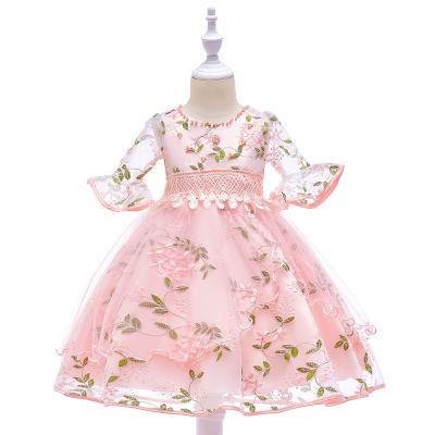 China Custom Made Spring Summer Breathable Batch Girls Dress With Flower Embroidery Hair Kids Dress Flower Girl Dress for sale