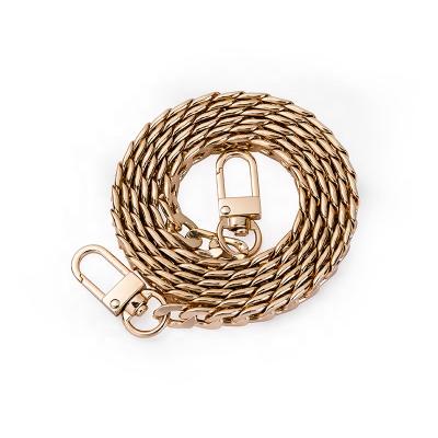 China DIY Metal Chain Accessories Non-fading Diagonal Gold Metal Flat Shoulder Strap Chain for sale