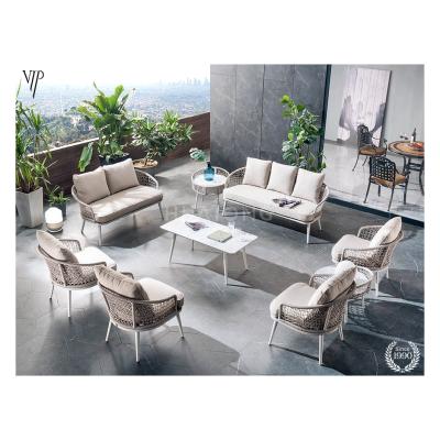 China UV-Resistant Luxury Garden Lounge Chair Rope Sofa Set Aluminum Royal Hotel Comfortable Patio Sofa for sale