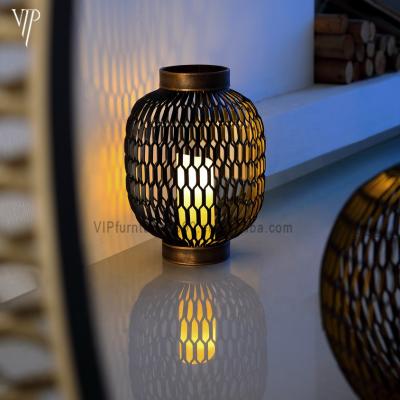 China Large modern modern garden metal candle lantern home and outdoor decorative metal lanterns for candle for sale