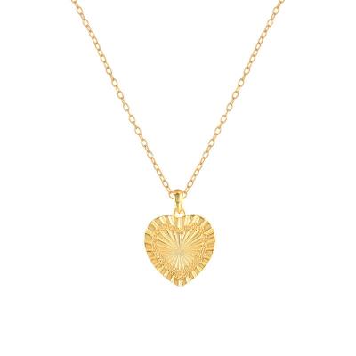 China Luxury waterproof necklace 925 Sterling Silver Gold Heart Necklace Fashionable simple creative color preservation clavicle for sale