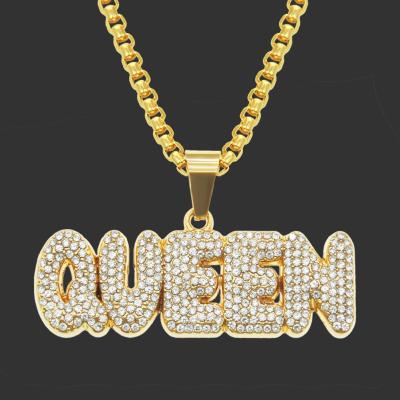 China Fashionable European 18k Diamond Women Letter Queen Necklaces Gold Plated for sale