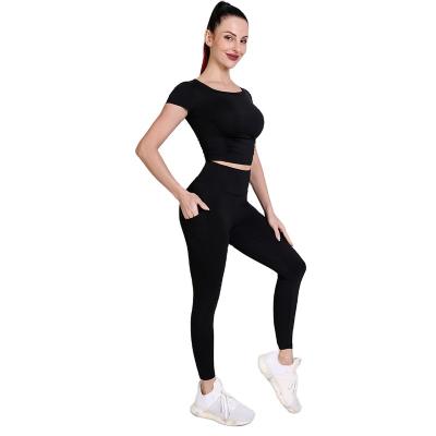 China Breathable Yoga Suits Popular Ladies Yoga Suit Yoga Seamless Fabric For Training Suit Athlete Set for sale