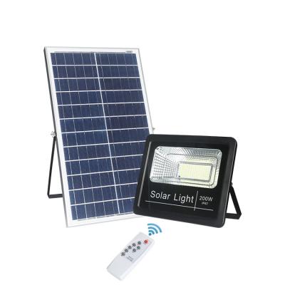 China Solar Powered Aluminum Housing Light Solar Powered Garden Flood Light Outdoor Waterproof Led Flood Light For Garden for sale