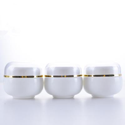 China Biodegradable Cosmetic Containers Empty Cosmetic Packaging 30ml 30g OEM Cream Jar With Plastic Lid for sale