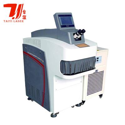 Chine machine de cuivre de soudure laser de tache des bijoux YAG d'argent d'or de 200W 120J à vendre