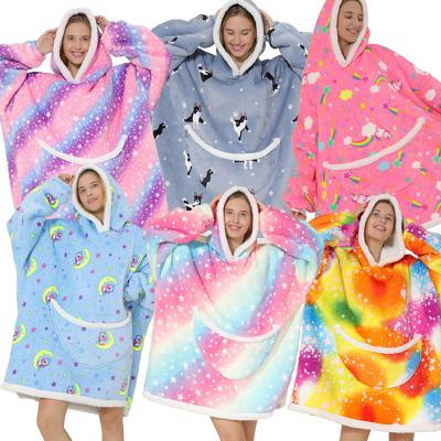 China 2021 New Arrival Anti-Pull Fleece Wholesale Wearable Puffy Glow Giant Hoodie Blanket for Kids and Adult Sherpa Hoodie Oversized Blanket for sale