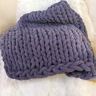 China PORTABLE Cozy Blankets Chunky Knit Throw Blanket Chunky Gray Amazon Chenille Blanket for sale