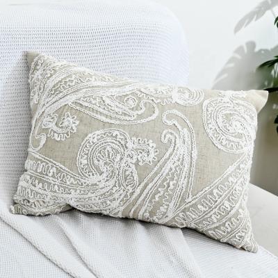 China OEM ODM Anti Static Folded Square Jacquard Embroidery Pillows for sale