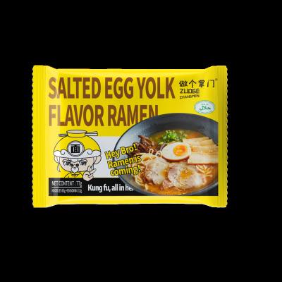 China Wholesale Low Fat Salted Yolk Flavor Instant Noodles Egg Yolk Flavor Ramen Food Halal Salted Ramen for sale