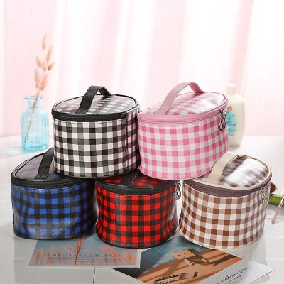 China Luxury Vintage Checkered Make Up Bag PU Vegan Toiletry Bag Large Capacity Leather Cosmetic Travel Bag for sale