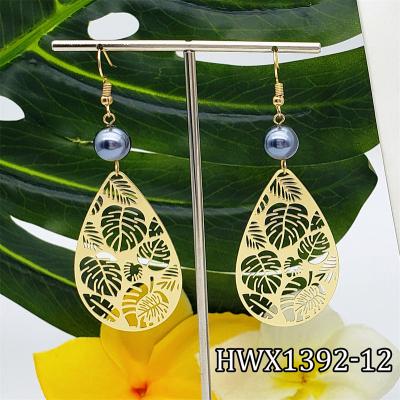 China CLASSIC Hawaiian Brass Earrings Bead Monstera Leaf Summer Earrings for sale