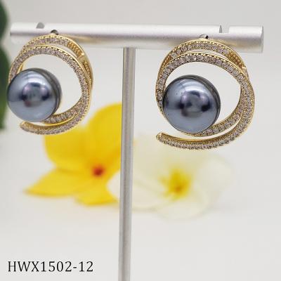 China Wholesale Samoa Jewelry 18k Gold Diamond Stud Earrings Casual/Sporty Hawaiian Jewelry for sale