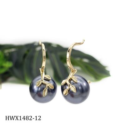 China Wholesale Samoa Jewelry 18k Gold Western Earrings Casual/Sporty Hawaiian Jewelry Bead Hawaiian Earrings for sale