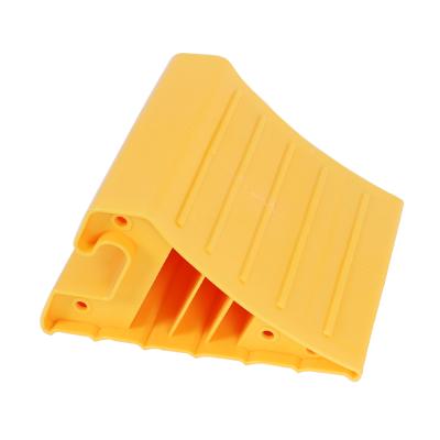 China Polypropylene Large Xstrap Polypropylene Wheel Chock Model No.XS00016 for sale