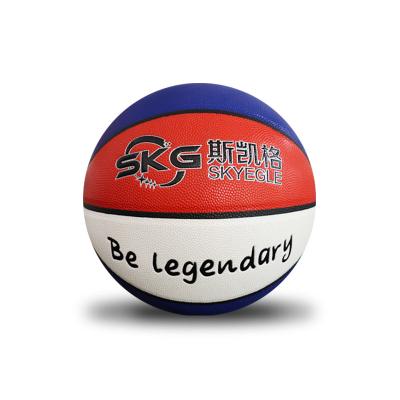 China OEM Holografische Weerspiegelende Pu Leergrootte 7 Basketbalbal Te koop