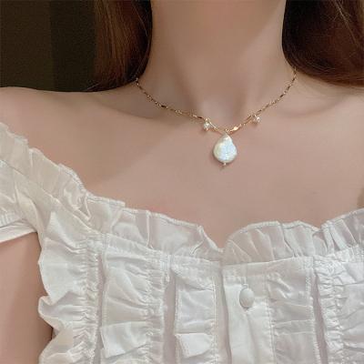 China FASHIONABLE Couple Necklace Simple And Gold Filled Necklace Temperament Versatile Pendants For Necklace Niche for sale