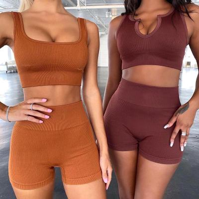 China New Stylish Sleeveless Sweat-Wicking Tracksuit Crop Tops And Shorts Sweatsuit 2 Piece Set Women Tracksuits For Women for sale