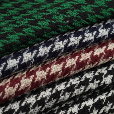 China Viable Stain Houndstooth Plaid, Woven Wool Coat Cloth 590g Thick Woolen Autumn And Winter Coat Clothing Fabrics for sale