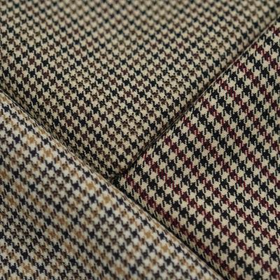 China Viable Stain Color Houndstooth Wool Blended, Suit Fabric 415g Men And Women Spring And Autumn Suit Fashion Woolen Fabric for sale