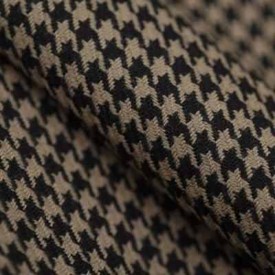 China 100% Worsted Camel Wool Fabric Black Houndstooth Viable Color Suit Coat Wool 400 Spring and Autumn Men and Women for sale