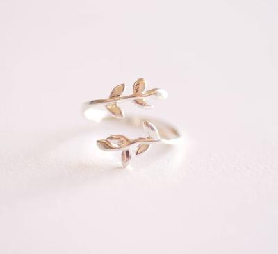 China 2023 Nickel Free Hot Sale Plated Stainless Steel Rings Layering Nature Crystal Jewelry Ring Silver Leaf Branch Dainty for sale