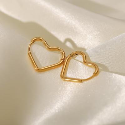 China Cheap Wholesale 18k Nickel Free Gold Plated Heart Hoop Earrings, Minimalist Hypoallergenic Stainless Steel Hoop Earrings for sale