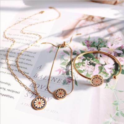 China FASHIONABLE Retro French Titanium Stainless Steel Necklace Bracelet Set Chrysanthemum Flower Drip Necklace for sale