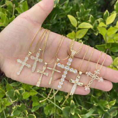 China QIFEI Personality Hip Hop Jewelry 18K Gold Brass Necklace FASHIONABLE Zircon Cross Pendant Necklace For Women for sale