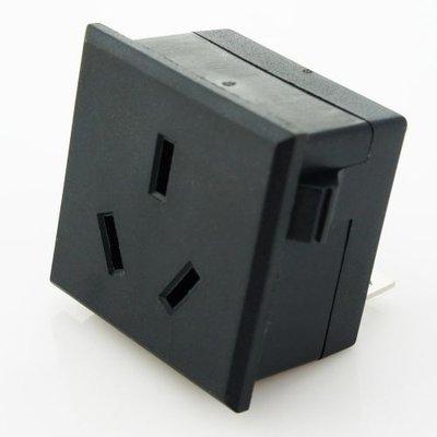 China Convenient Convenient Mini Travel Phone USB Wall Outlet Hub Socket USB Outlet With Universal Travel Adapter for sale