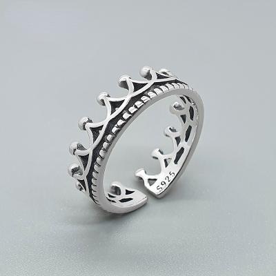 China Unique Princess Lead Nickel Free Crown Silver Minimal Ring Women Wedding Party Engagement 925 Sterling Silver Dropshipping for sale