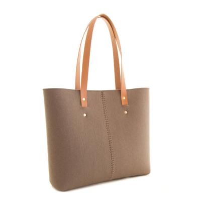 China Eco-Friendly Hot Selling Shoulder Shopping Wool Felt Eco Friendly Tote Bag For Women for sale