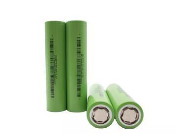 Cina 32140 batteria di 15Ah 3,2 V LiFePO4 per i veicoli elettrici di 24V 48V 72V in vendita