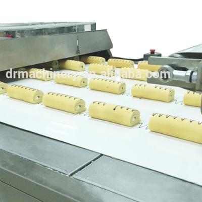 China Snack Factory Sponge Cake Production Line Layer Cake Making Machine for sale