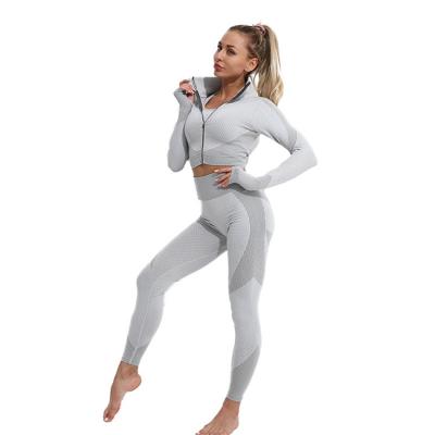 China Black And White Mesh Brand New Zipper Breathable Winter Yoga Wear 3 Pieces Yoga Jacket Set With Pockets for sale