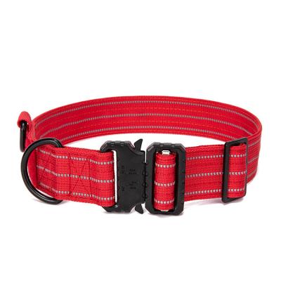 China Large and Medium Pet Dog Lights Outdoor Tactical Nylon Dog Collar Collar Collar for sale