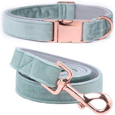 China Custom Personalized Soft Adjustable Pink Velvet Dog Collar and Leash Set Gold Metal Buckle for sale