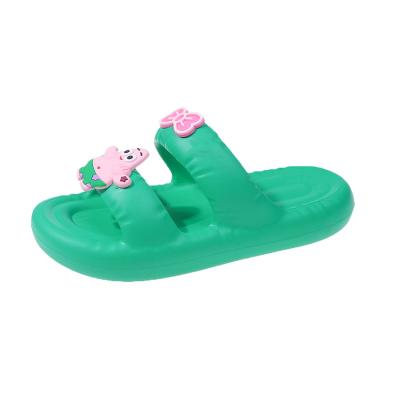 China Fashion Trend Summer Sandals Multiple Colors Indoor Outdoor Soft Slippers With Straps Home Slippers For Women for sale